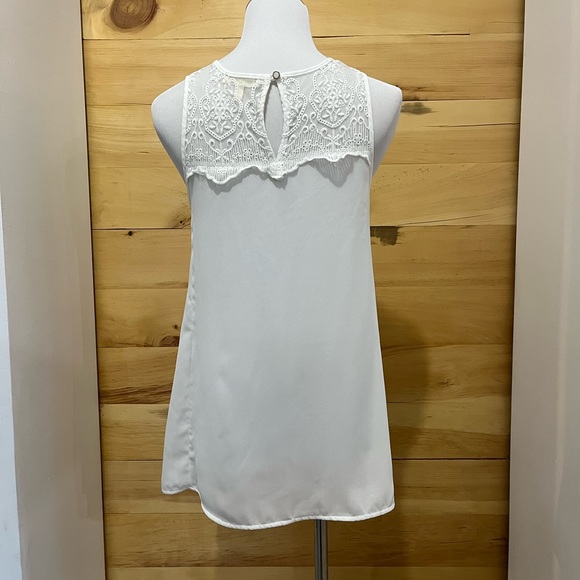 High neck lace sleeveless tank top blouse Size M - Picture 6 of 7